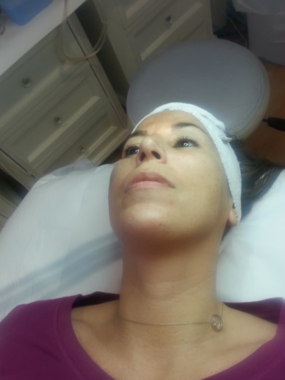 Facial treatment with Eva Taub for chin hair after 40